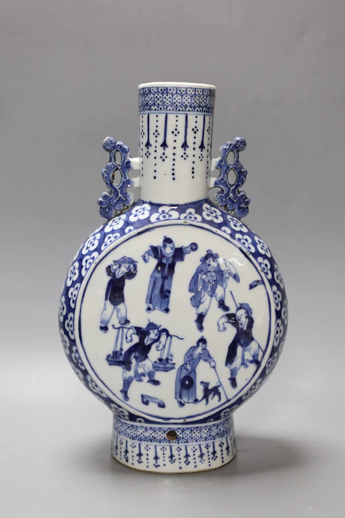 A 19th century Chinese blue and white moonflask, 30.5cm high